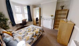 8 Stanbury Avenue